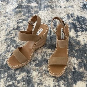 COPY - Steve Madden Uri Wedge Sandal